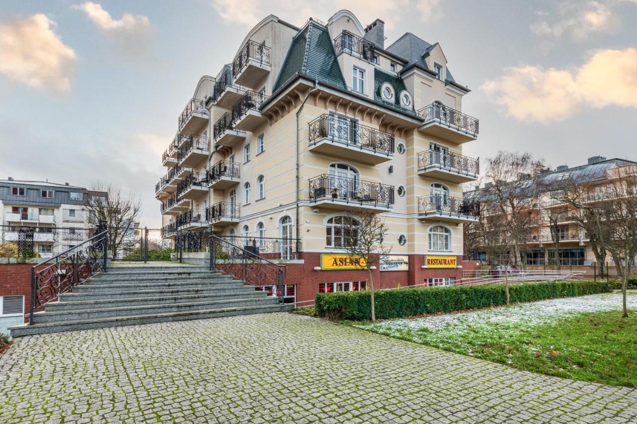 Apartamenty Trzy Korony By Noclegi Renters Swinemünde Exterior foto