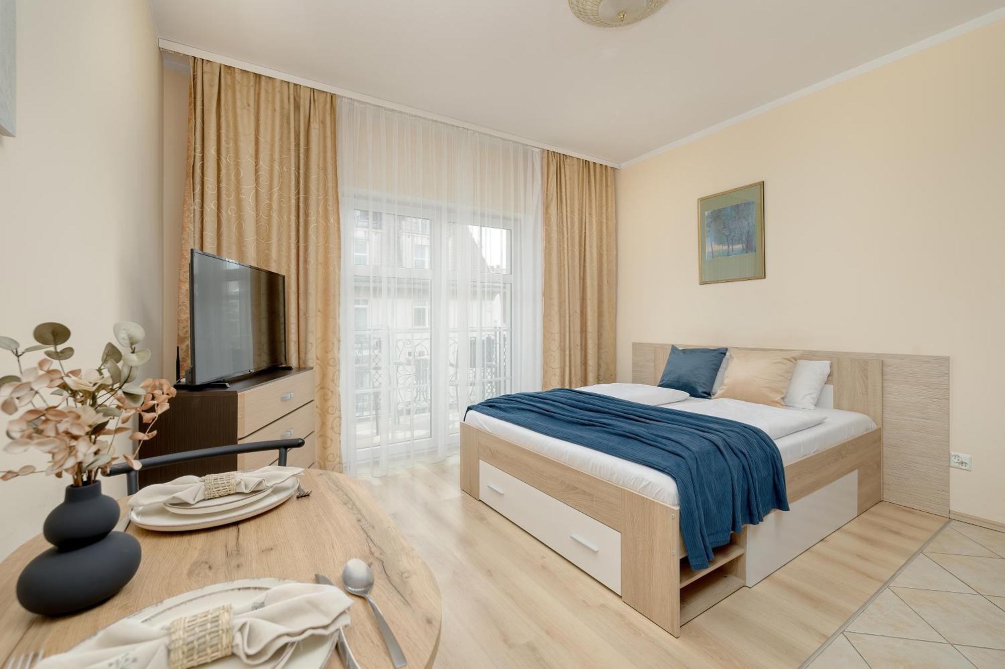 Apartamenty Trzy Korony By Noclegi Renters Swinemünde Exterior foto